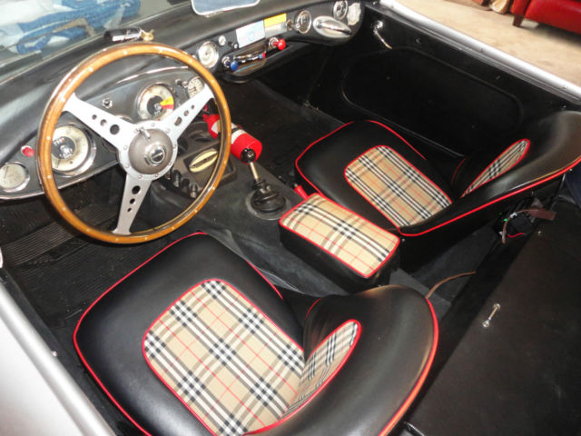 1960 SILVER/ ROLLS ROYCE BLUE Austin Healey 3000 ROADSTER 2 DOOR