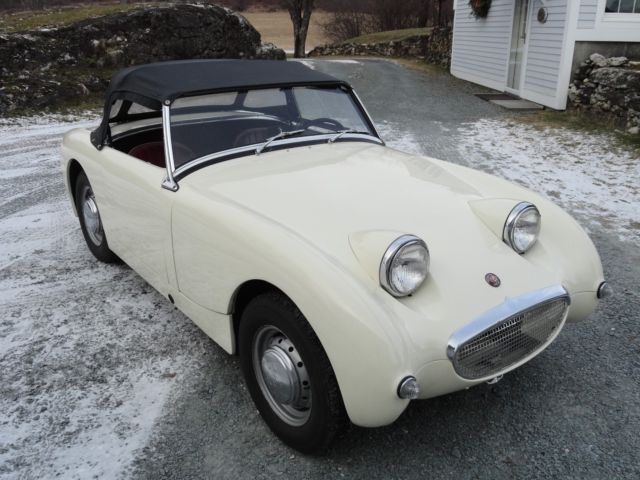 1960 Old English White Austin Healey Sprite