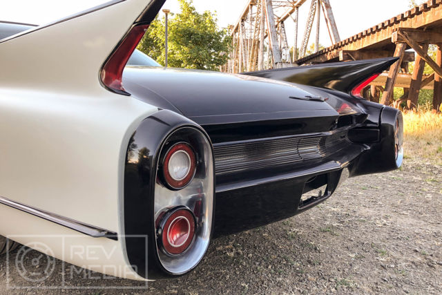 1960 White Cadillac DeVille Coupe