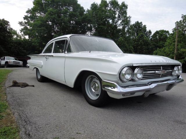 1960 White Chevrolet Bel Air/150/210 Coupe