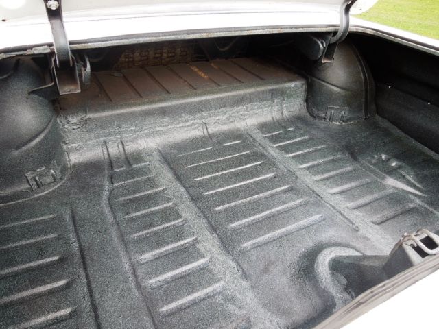 1960 White Chevrolet Bel Air/150/210 Coupe