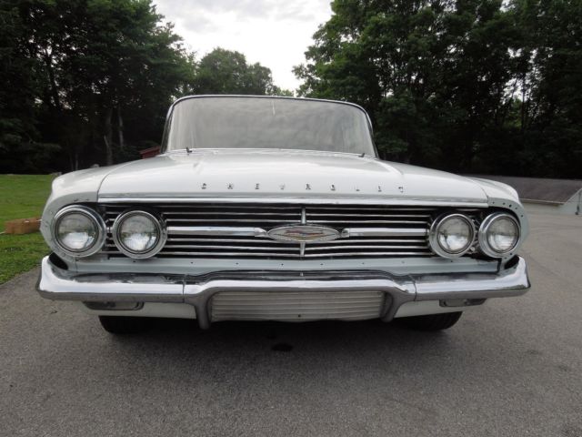 1960 White Chevrolet Bel Air/150/210 Coupe