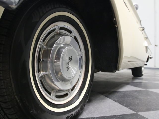 1960 Cream Chevrolet Bel Air/150/210 Sedan