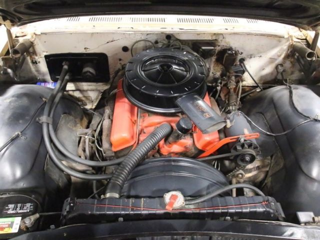1960 Cream Chevrolet Bel Air/150/210 Sedan