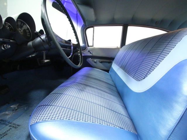 1960 Cream Chevrolet Bel Air/150/210 Sedan