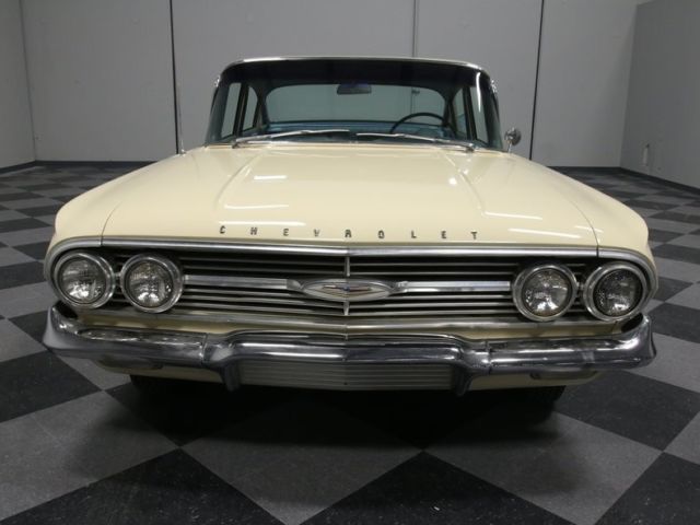 1960 Cream Chevrolet Bel Air/150/210 Sedan