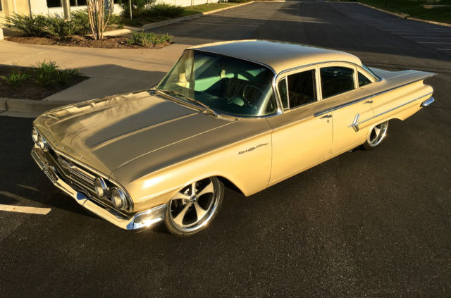 1960 Gold Chevrolet Bel Air/150/210 Sedan
