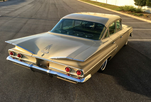 1960 Gold Chevrolet Bel Air/150/210 Sedan