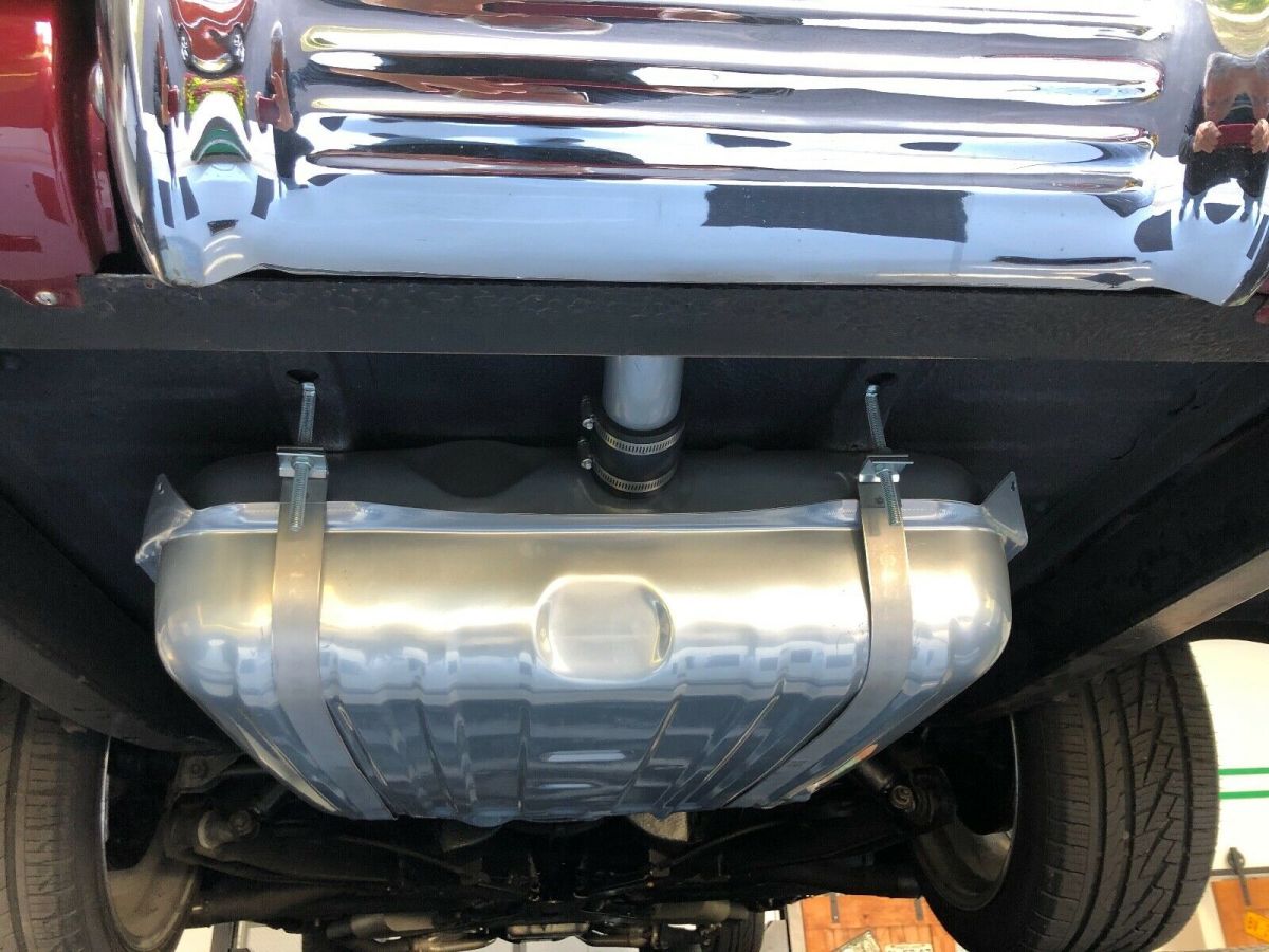 1960 Red Chevrolet Bel Air/150/210 Sedan