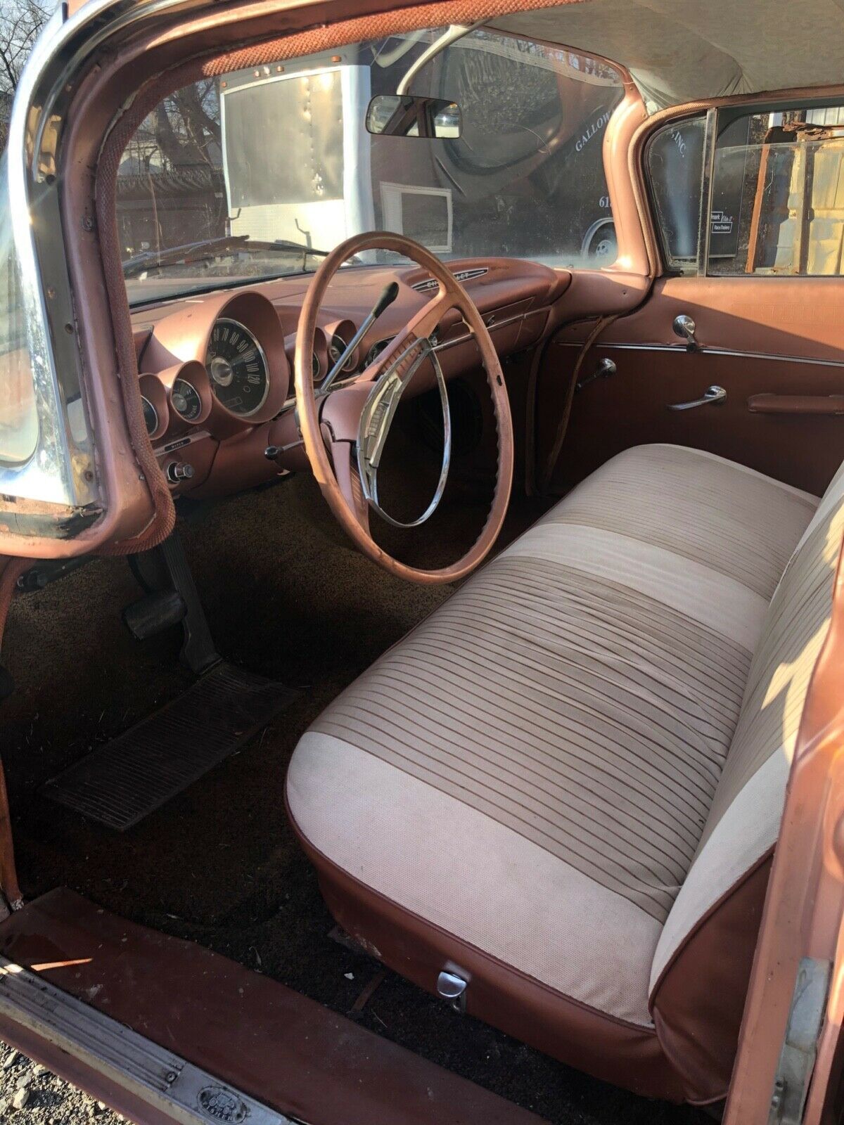 1960 Suntan Copper Chevrolet Bel Air/150/210 Sedan