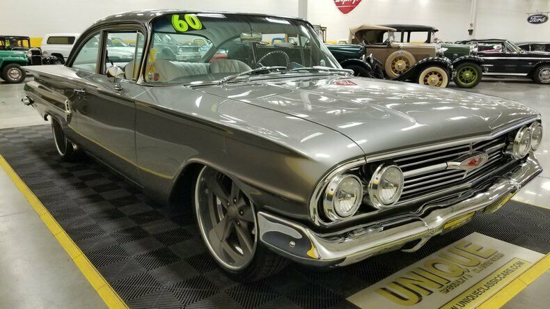1960 Gray Chevrolet Biscayne
