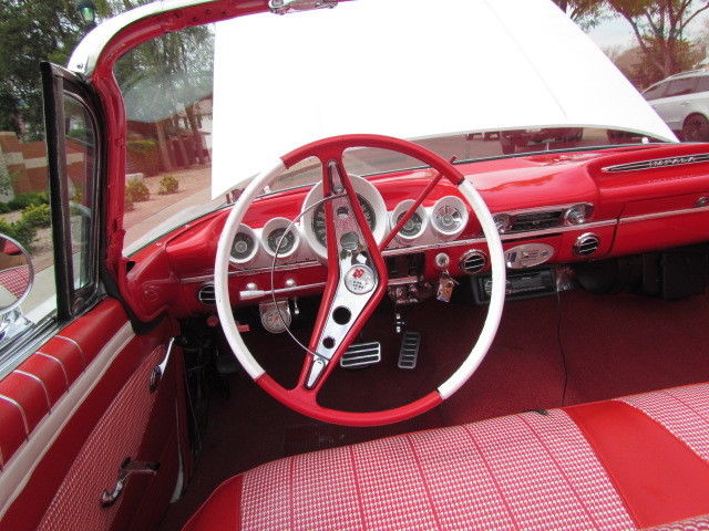1960 White Chevrolet Impala Convertible