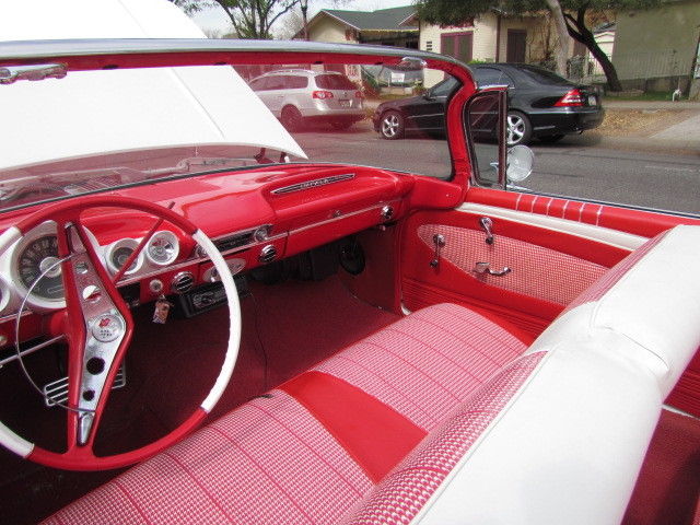 1960 White Chevrolet Impala Convertible