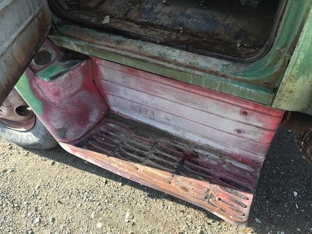1960 Chevrolet Viking 50 LCF Flatbed Truck