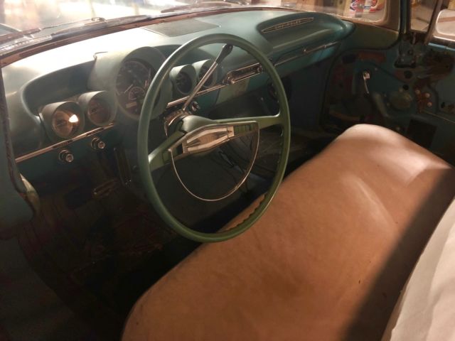 1960 Chevrolet Bel Air/150/210 Sedan
