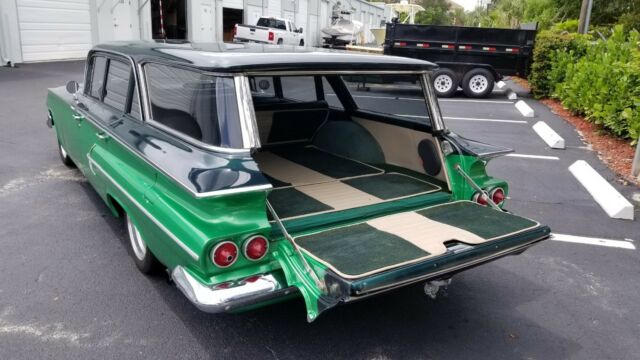 1960 Green Chevrolet Impala Wagon