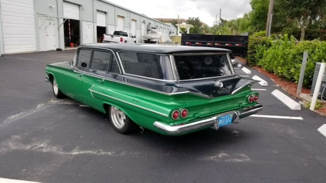 1960 Green Chevrolet Impala Wagon