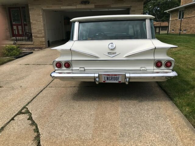 1960 White Chevrolet Parkwood Wagon