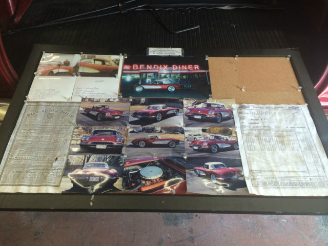 1960 White Chevrolet Corvette Convertible