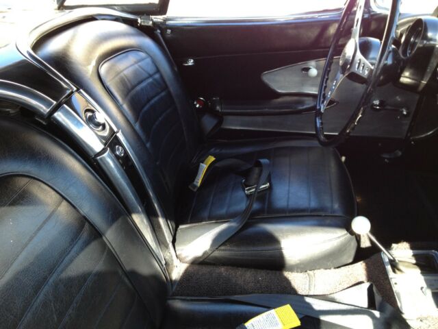 1960 Black w/ silver cove Chevrolet Corvette Convertible