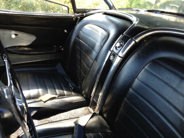 1960 Black w/ silver cove Chevrolet Corvette Convertible