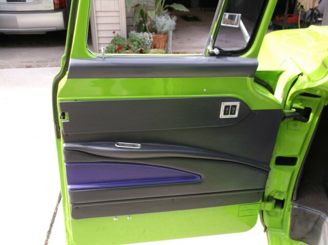 1960 Green Ford F-100 Pickup