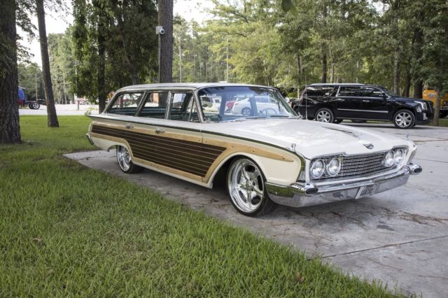 1960 White Ford Country Squire Wagon