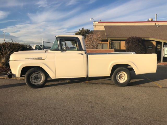 1960 White Ford F-100
