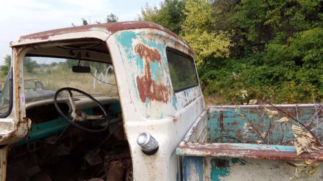 1960 Ford F-250 Standard Cab Pickup