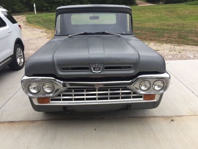 1960 Gray Ford F-100