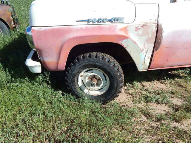1960 Tan Ford F-100 Standard Cab Pickup