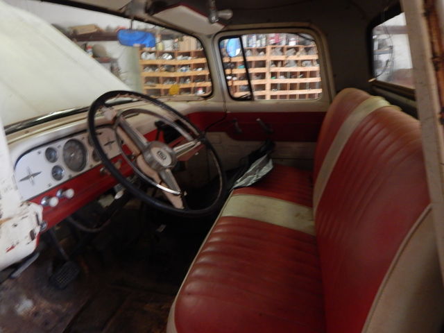 1960 Tan Ford F-100 Standard Cab Pickup