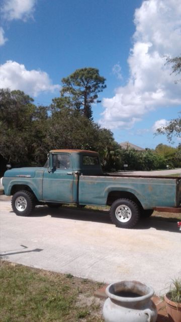 1960 Ford F-100 Long bed pickup truck