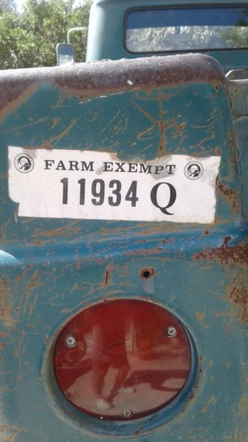 1960 Ford F-100 Long bed pickup truck