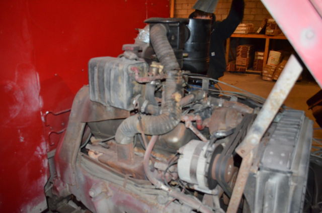 1960 Red Ford C 850 Cab & Chassis