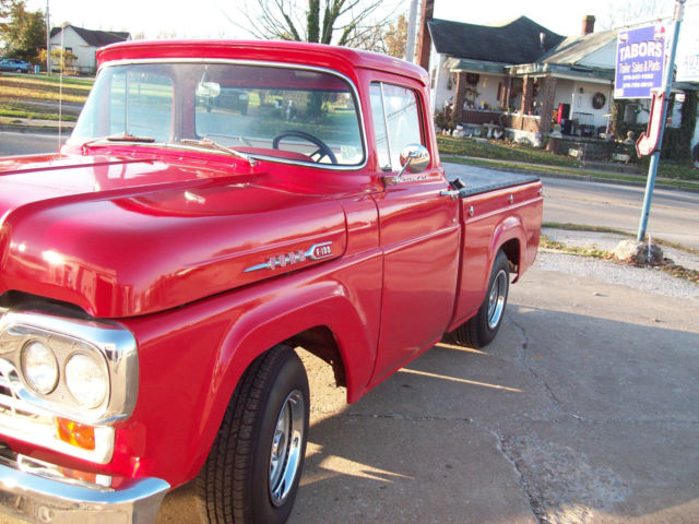 1960 Ford F-100