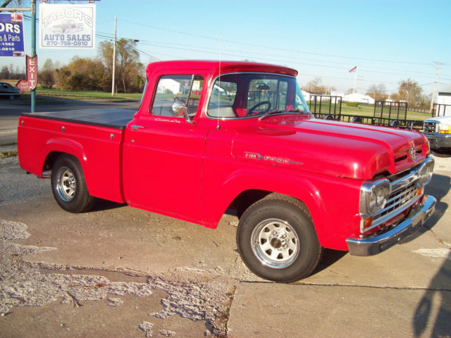 1960 Ford F-100