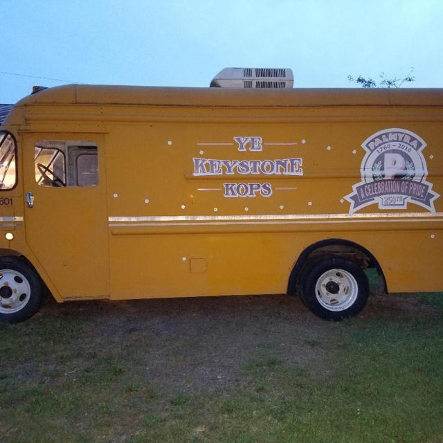1960 Yellow Ford Other delivery van
