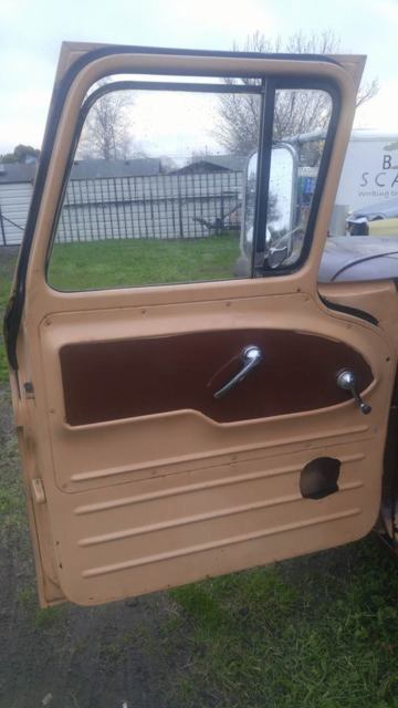 1960 Brown Chevrolet C-10 Standard Cab Pickup