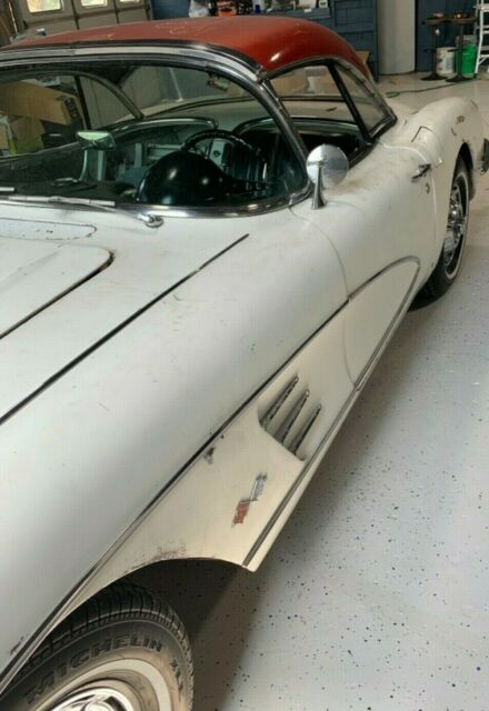 1960 Chevrolet Corvette Convertible