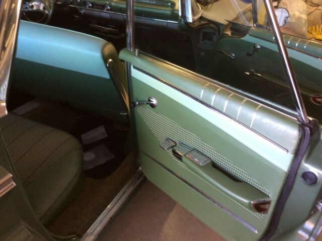 1960 Cascade Green top, Jade Green bottom Chevrolet Impala 4 Dr Hardtop