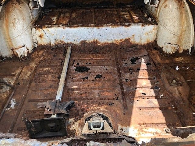 1960 White Chevrolet Impala Coupe