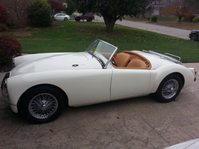 1960 White MG MGA Convertible