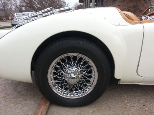 1960 White MG MGA Convertible