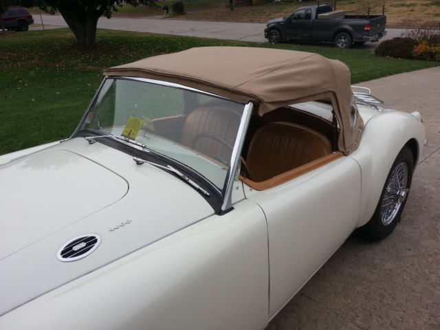 1960 White MG MGA Convertible