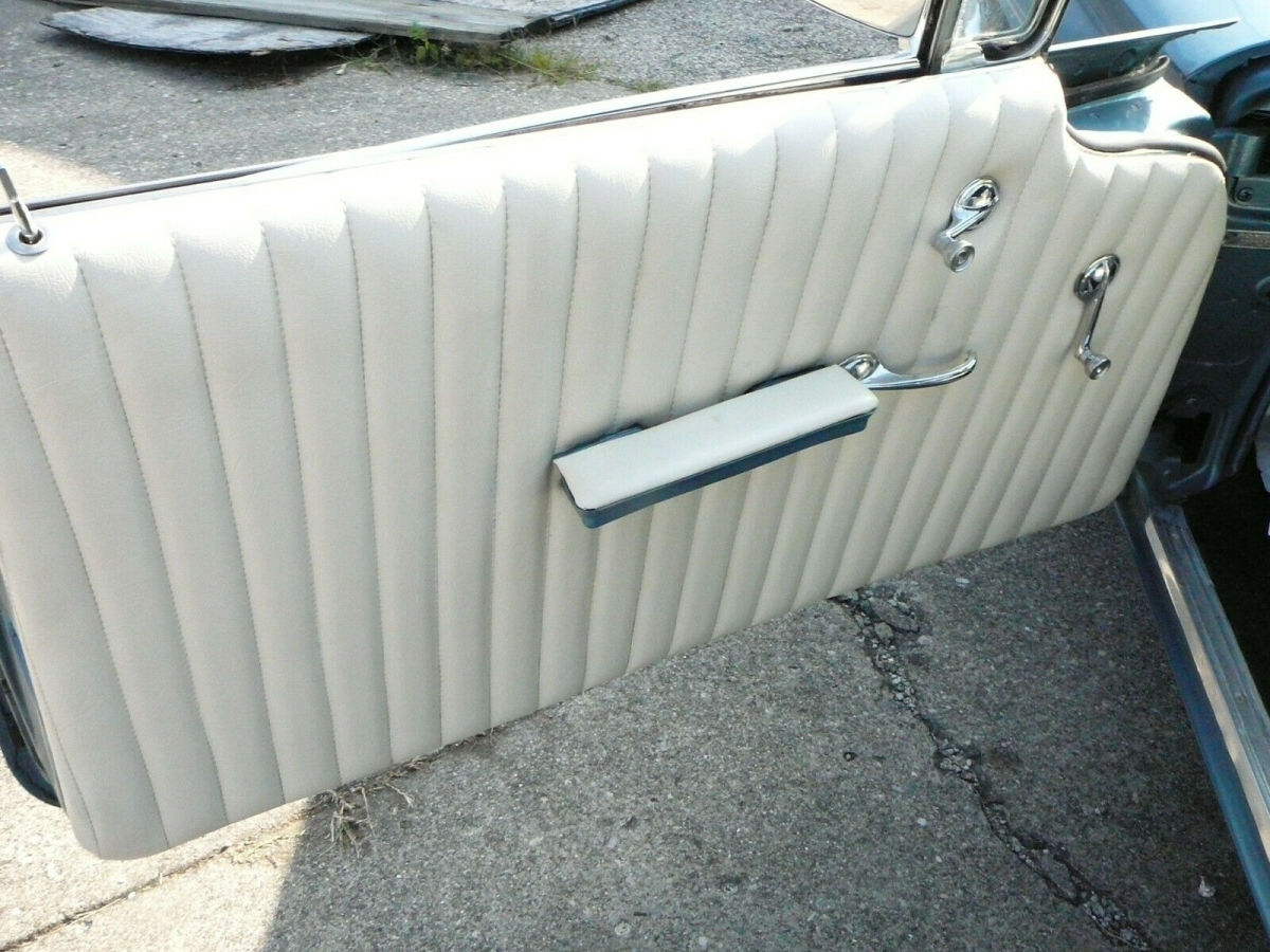 1960 Blue Pontiac Catalina Convertible