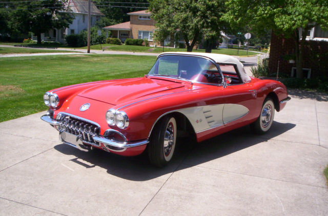 1960 Red/White Chevrolet Corvette Convertible