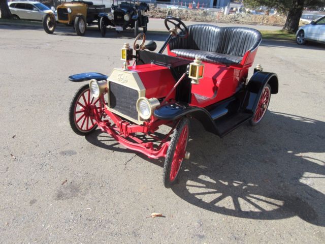 1960 Red Ford Model T Speedster