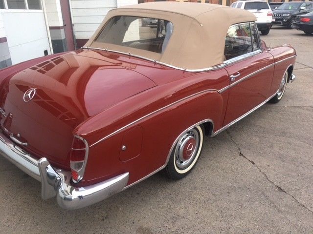 1961 light red Mercedes-Benz 220SE