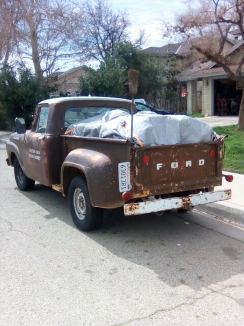 1961 Ford F-100 Stepside